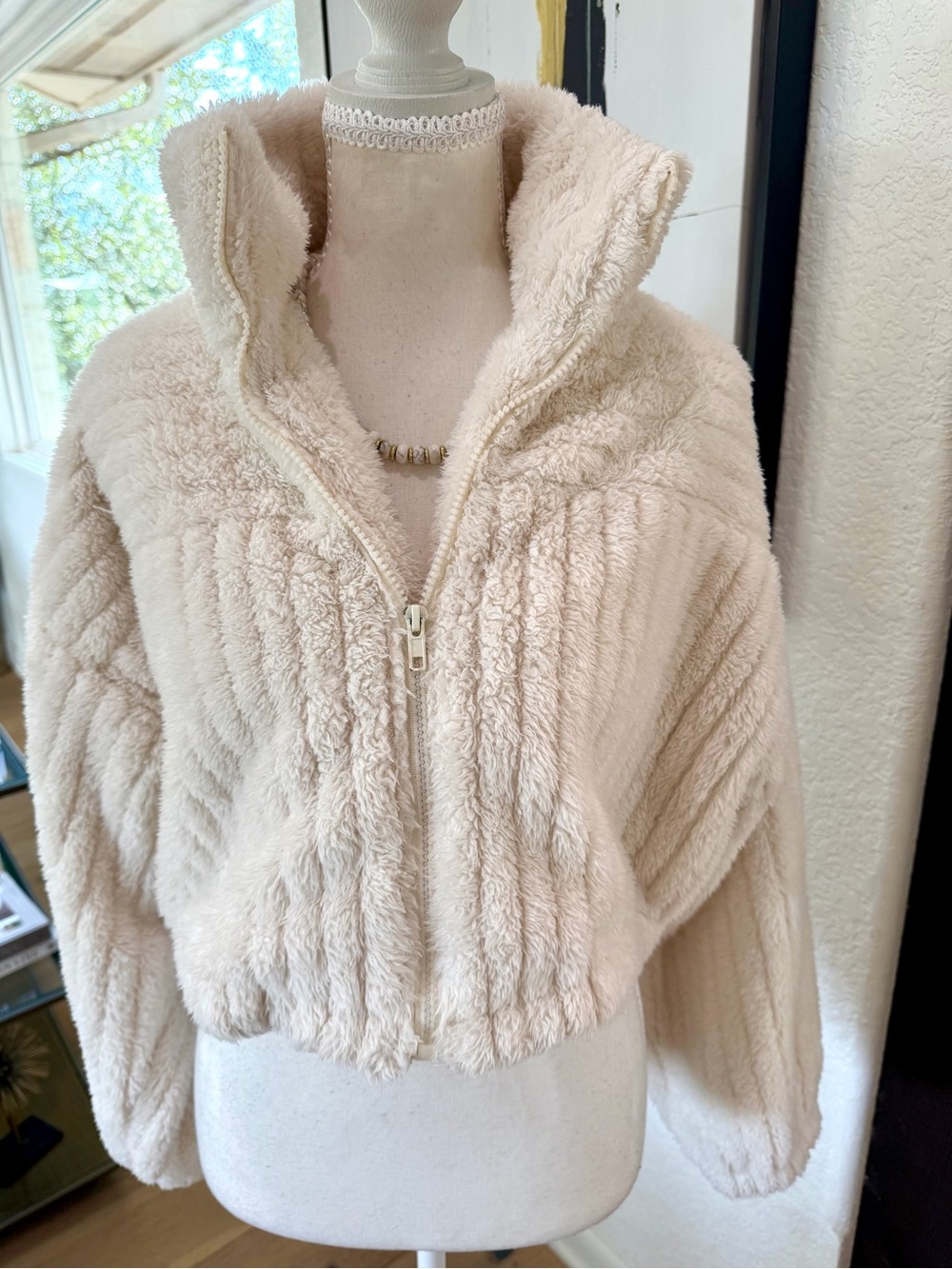Le Lis Plush Zip-Up Teddy Jacket in Light Cream